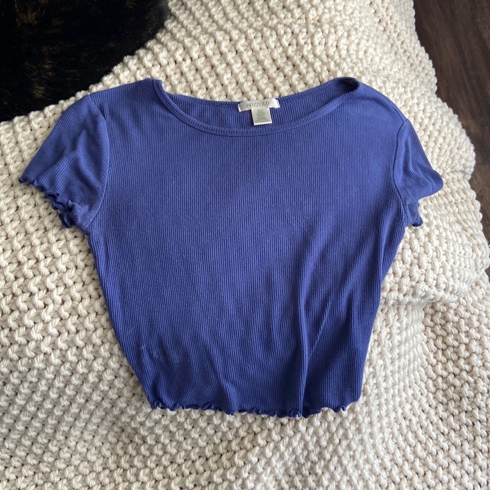 Blue crop top
